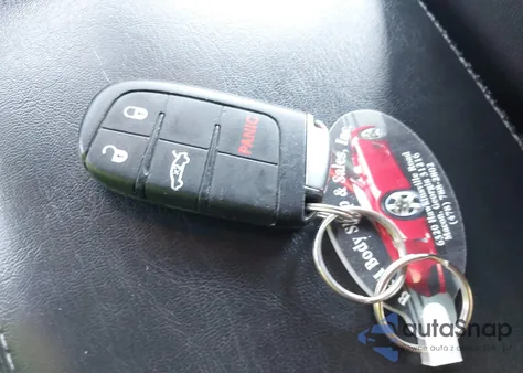 2017 Dodge Charger Se Rwd из США, поврежденный, VIN 2C3CDXBG8HH660383